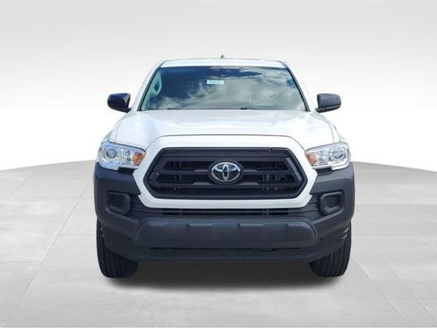 Used 2022 Toyota Tacoma SR RWD image 2