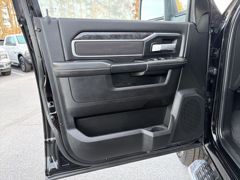 Used 2024 RAM 2500 Big Horn w/ Bed Utility Group image 11