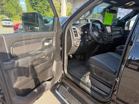 Certified 2024 RAM 2500 Big Horn image 12