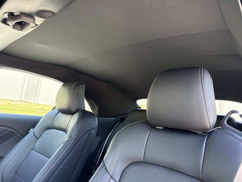 Used 2025 Ford Mustang GT Premium RWD image 4
