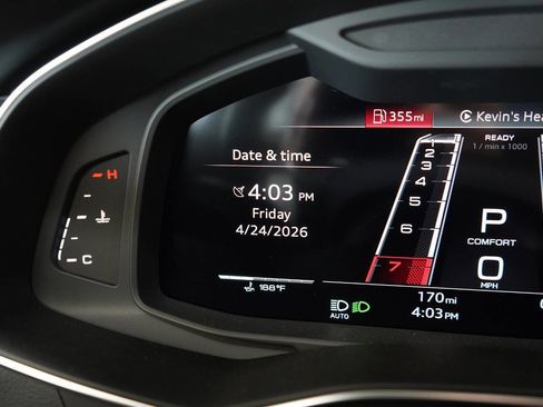 Used 2025 Audi RS 7 Performance AWD/4WD image 82