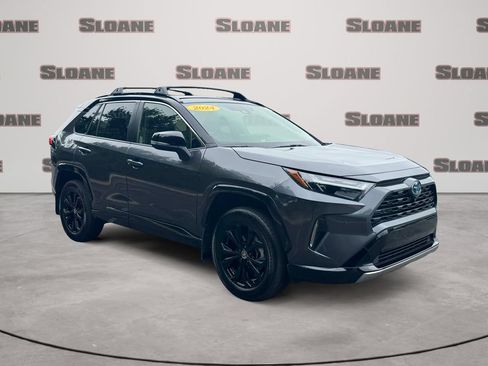 Used 2024 Toyota RAV4 XSE w/ Advanced Technology Package AWD/4WD image 7