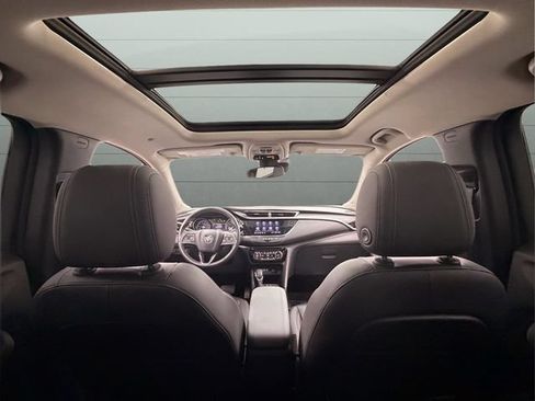 Used 2023 Buick Encore GX Essence w/ Experience Buick Package FWD image 17