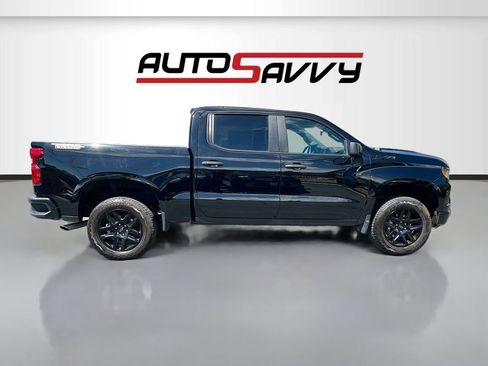 Used 2024 Chevrolet Silverado 1500 Custom Trail Boss w/ Turbomax Blackout Package AWD/4WD image 8