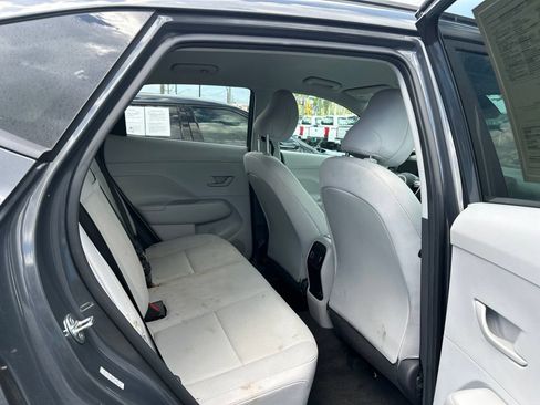Used 2024 Hyundai Kona SEL AWD/4WD image 42