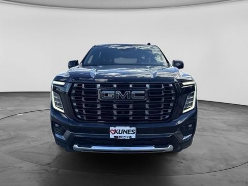 Used 2026 GMC Yukon XL Denali Ultimate w/ LPO, Floor Liner Package AWD/4WD image 5