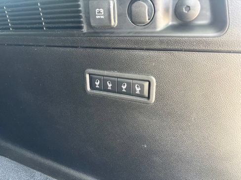Used 2024 Jeep Wagoneer Series III w/ Premium Group I AWD/4WD image 24
