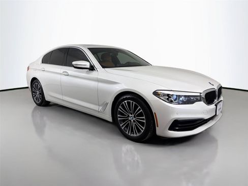 Used 2019 BMW 530i w/ Convenience Package RWD image 3