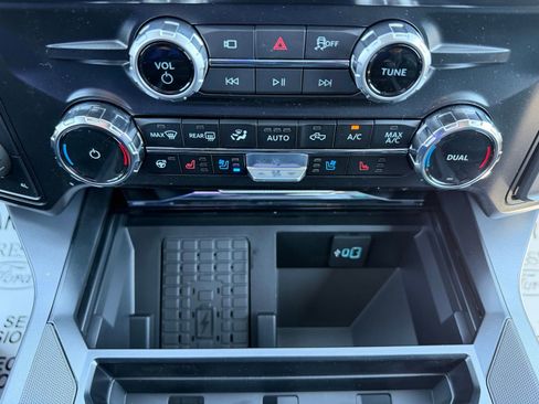 New 2026 Ford F250 Lariat AWD/4WD image 19