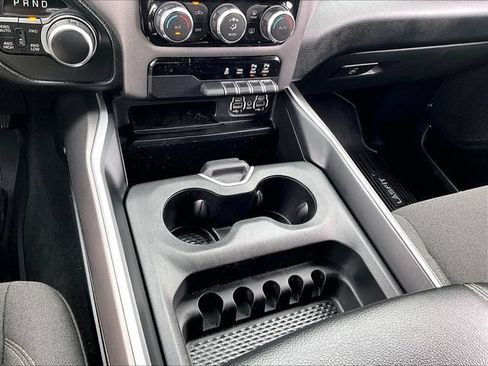 Used 2020 RAM 1500 Big Horn AWD/4WD image 32