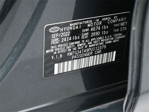 Used 2023 Genesis G70 2.0T w/ Sport Prestige Package image 18