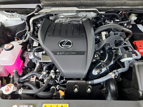 Used 2024 Lexus RX 350 FWD w/ Convenience Package image 31