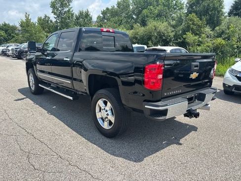 Used 2019 Chevrolet Silverado 2500 LTZ w/ Duramax Plus Package AWD/4WD image 4