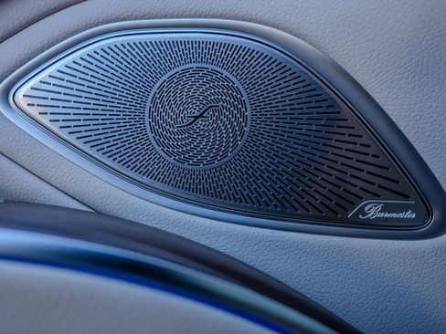 Used 2022 Mercedes-Benz EQS 580 580 image 16