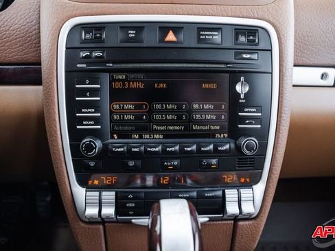 Used 2009 Porsche Cayenne image 17