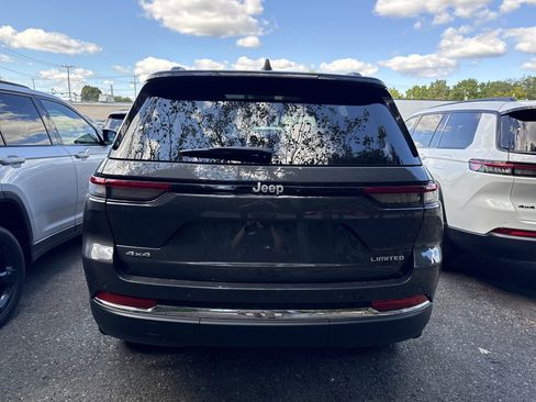 New 2025 Jeep Grand Cherokee Limited w/ MOPAR Finishing Package image 6