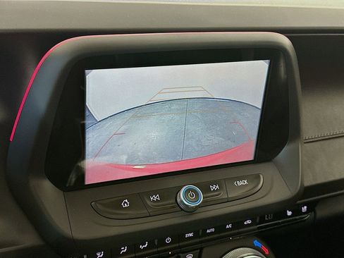 Used 2018 Chevrolet Camaro SS RWD image 20
