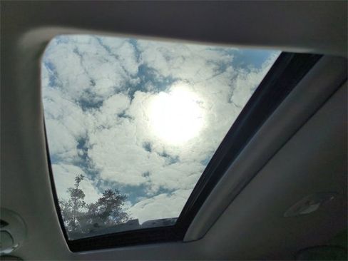 Used 2025 Subaru Outback Premium w/ Popular Package #1A image 20