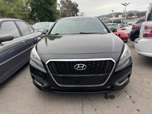 Used 2016 Hyundai Sonata SE image 3