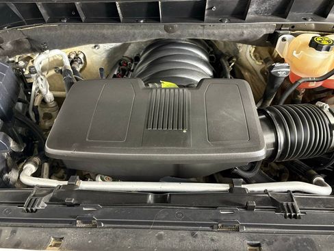 Used 2021 Chevrolet Silverado 1500 LT Trail Boss w/ Convenience Package II image 45