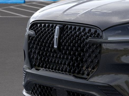 New 2026 Lincoln Aviator Reserve w/ Jet Appearance Package RWD image 17