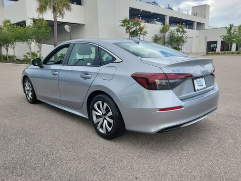 Used 2025 Honda Civic LX image 4