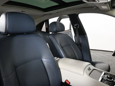 Used 2010 Rolls-Royce Ghost image 20