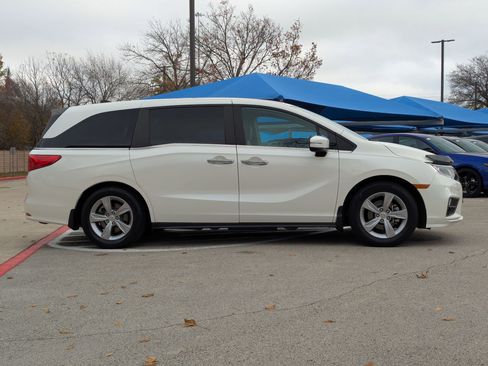 Used 2018 Honda Odyssey EX-L image 3