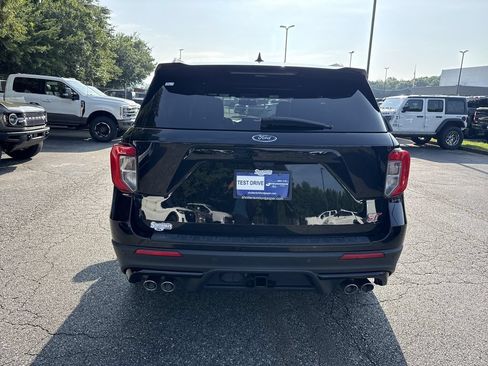 Used 2022 Ford Explorer ST w/ Equipment Group 401A AWD/4WD image 6