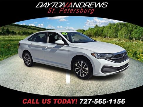 Used 2024 Volkswagen Jetta S image 1