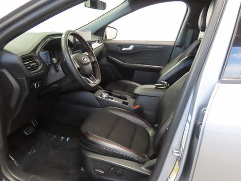 Used 2024 Ford Escape ST-Line w/ Tech Pack #1 FWD image 15