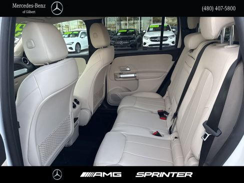 Certified 2022 Mercedes-Benz GLB 250 4MATIC image 18