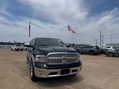 Used 2015 RAM 1500 Laramie w/ Convenience Group AWD/4WD image 3