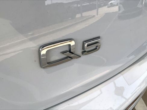 Used 2021 Audi Q5 2.0T Premium AWD/4WD image 30