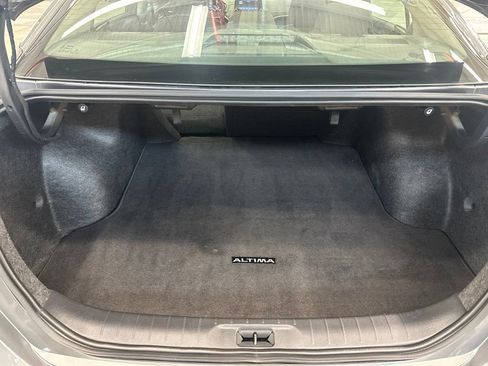 Used 2025 Nissan Altima 2.5 SV AWD/4WD image 20