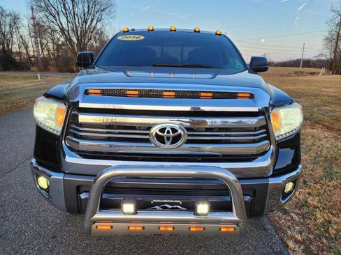 Used 2016 Toyota Tundra SR5 image 3