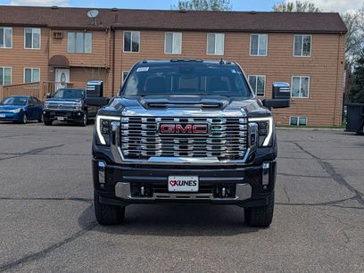 New 2026 GMC Sierra 3500 Denali w/ Denali Reserve Package