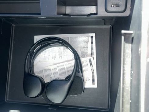 Used 2016 Chevrolet Tahoe LTZ image 38