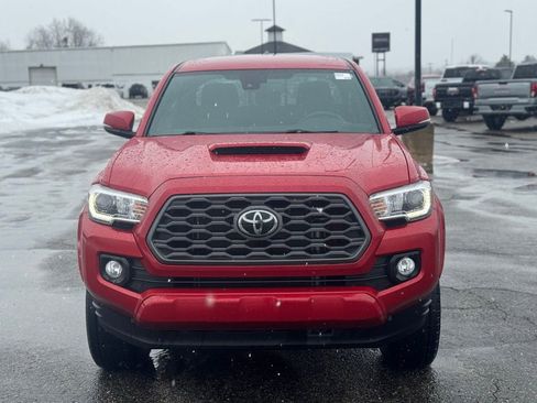 Used 2022 Toyota Tacoma TRD Sport AWD/4WD image 8