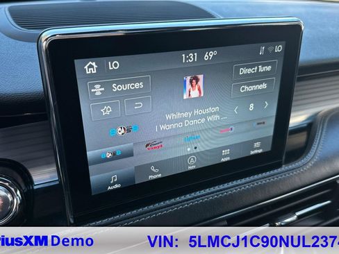 Used 2022 Lincoln Corsair FWD w/ Premium Package image 28