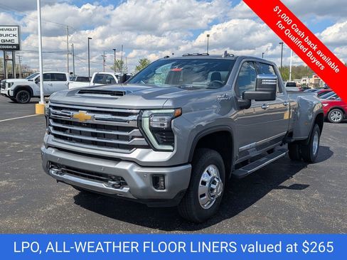 New 2026 Chevrolet Silverado 3500 High Country w/ High Country Premium Package AWD/4WD image 3