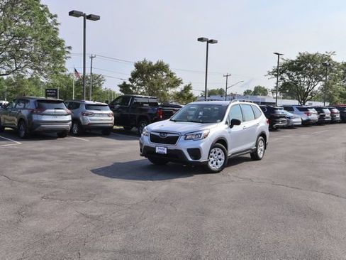 Used 2019 Subaru Forester w/ Alloy Wheel Package AWD/4WD image 2