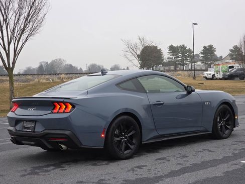 Used 2025 Ford Mustang GT image 8