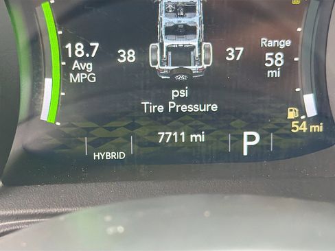 Used 2025 Jeep Wrangler Sahara image 36