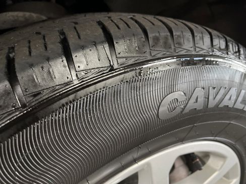 Used 2022 Chevrolet Suburban LT image 13