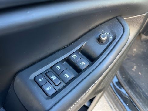 Used 2023 Jeep Grand Cherokee L Altitude image 22