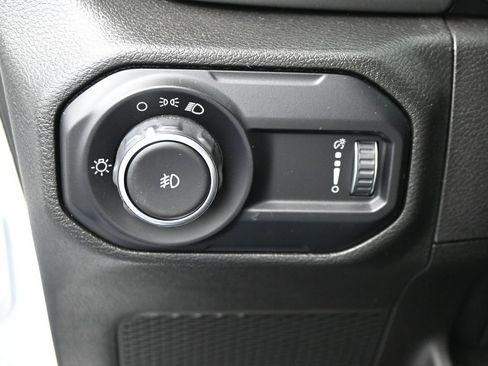 Used 2023 Jeep Wrangler Sport image 12