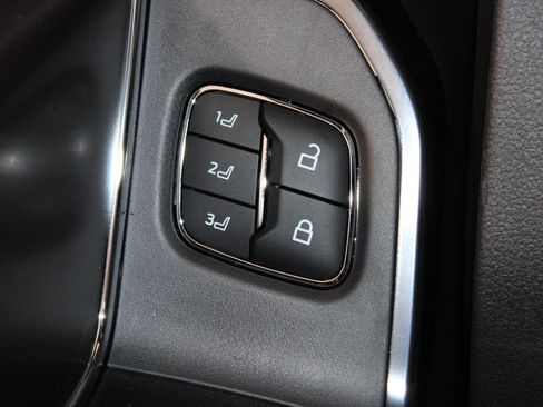 New 2026 Ford F250 Platinum image 45