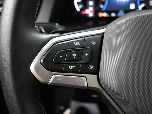 Used 2024 Volkswagen Atlas Cross Sport SEL AWD/4WD image 21