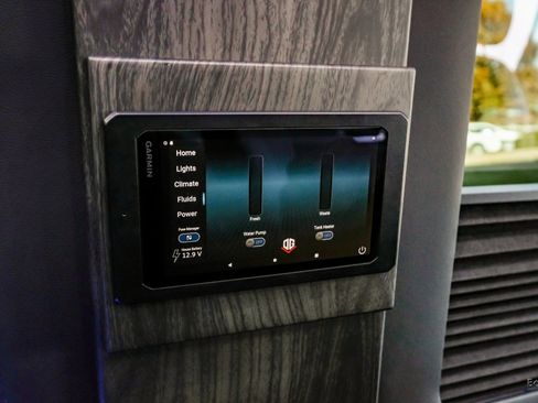 Used 2025 Mercedes-Benz Sprinter 3500 image 87